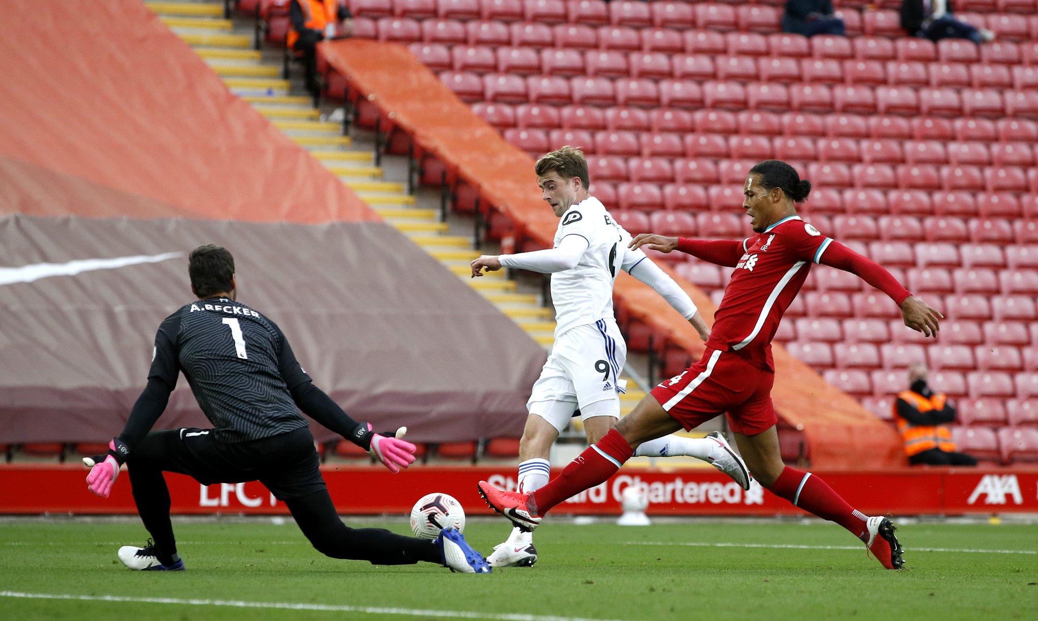 时刻做出对 时刻做出对